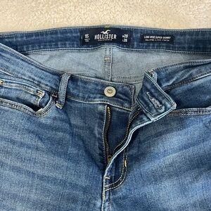 Hollister Low-rise super skinny distressed Blue Denim Jeans women’s size 9S
